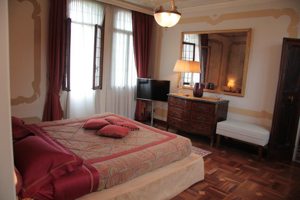 Domus Dotti V Guest House Тревізо Номер фото