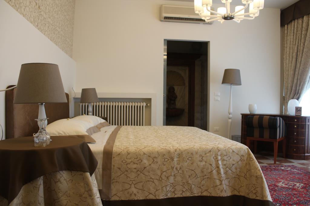 Domus Dotti V Guest House Тревізо Екстер'єр фото